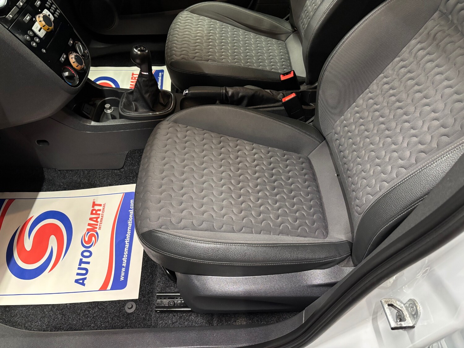 Used Vauxhall Corsa 2014 for sale - 77482626: Photo 67