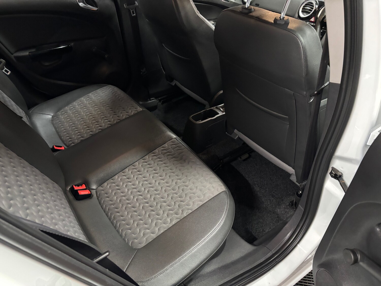 Used Vauxhall Corsa 2014 for sale - 77482626: Photo 74