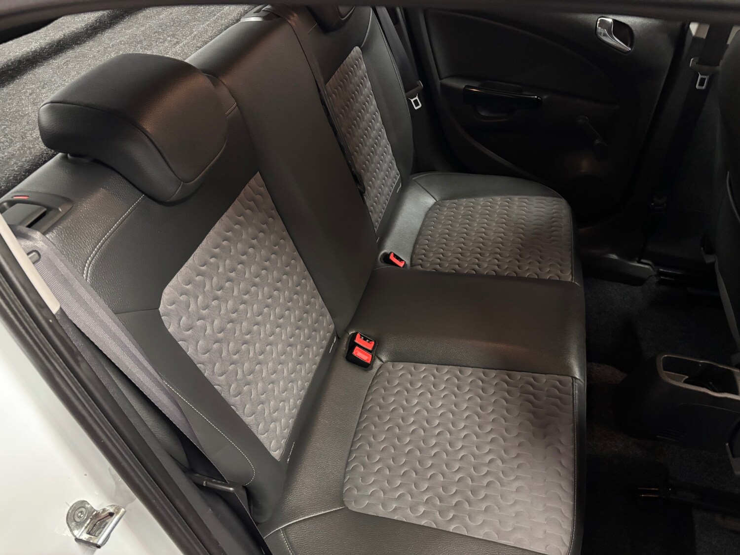 Used Vauxhall Corsa 2014 for sale - 77482626: Photo 76