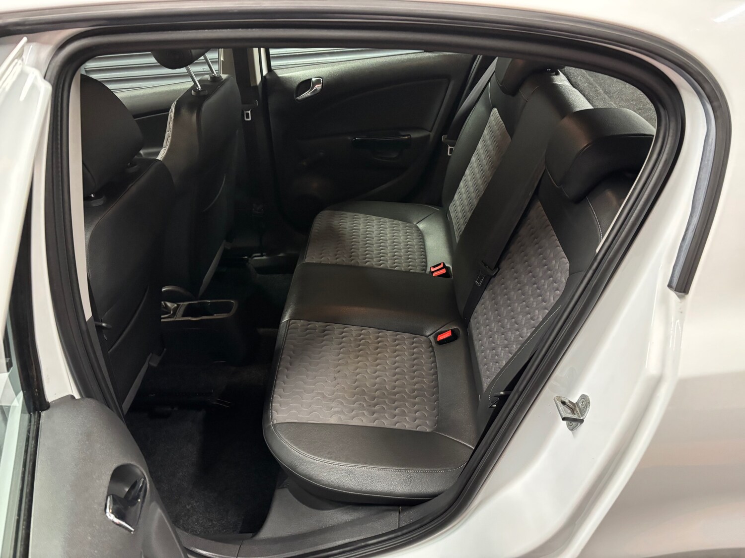 Used Vauxhall Corsa 2014 for sale - 77482626: Photo 79