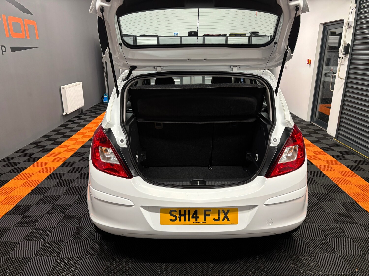 Used Vauxhall Corsa 2014 for sale - 77482626: Photo 82