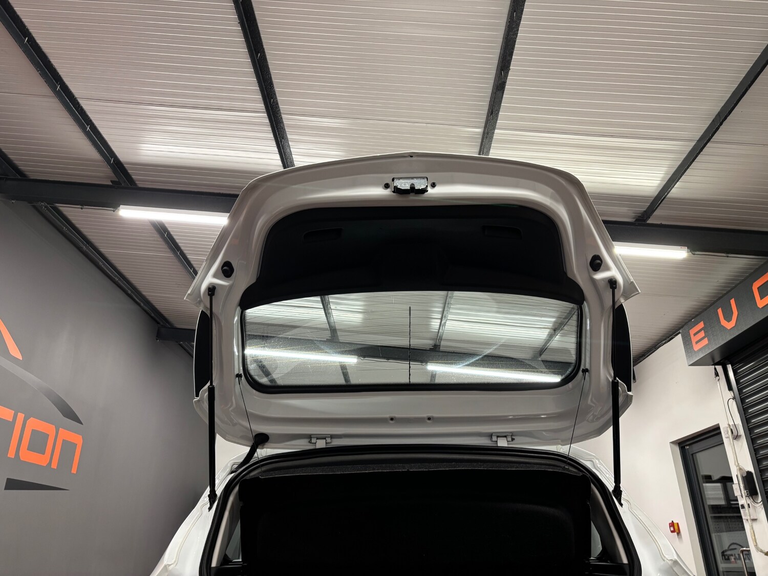 Used Vauxhall Corsa 2014 for sale - 77482626: Photo 83