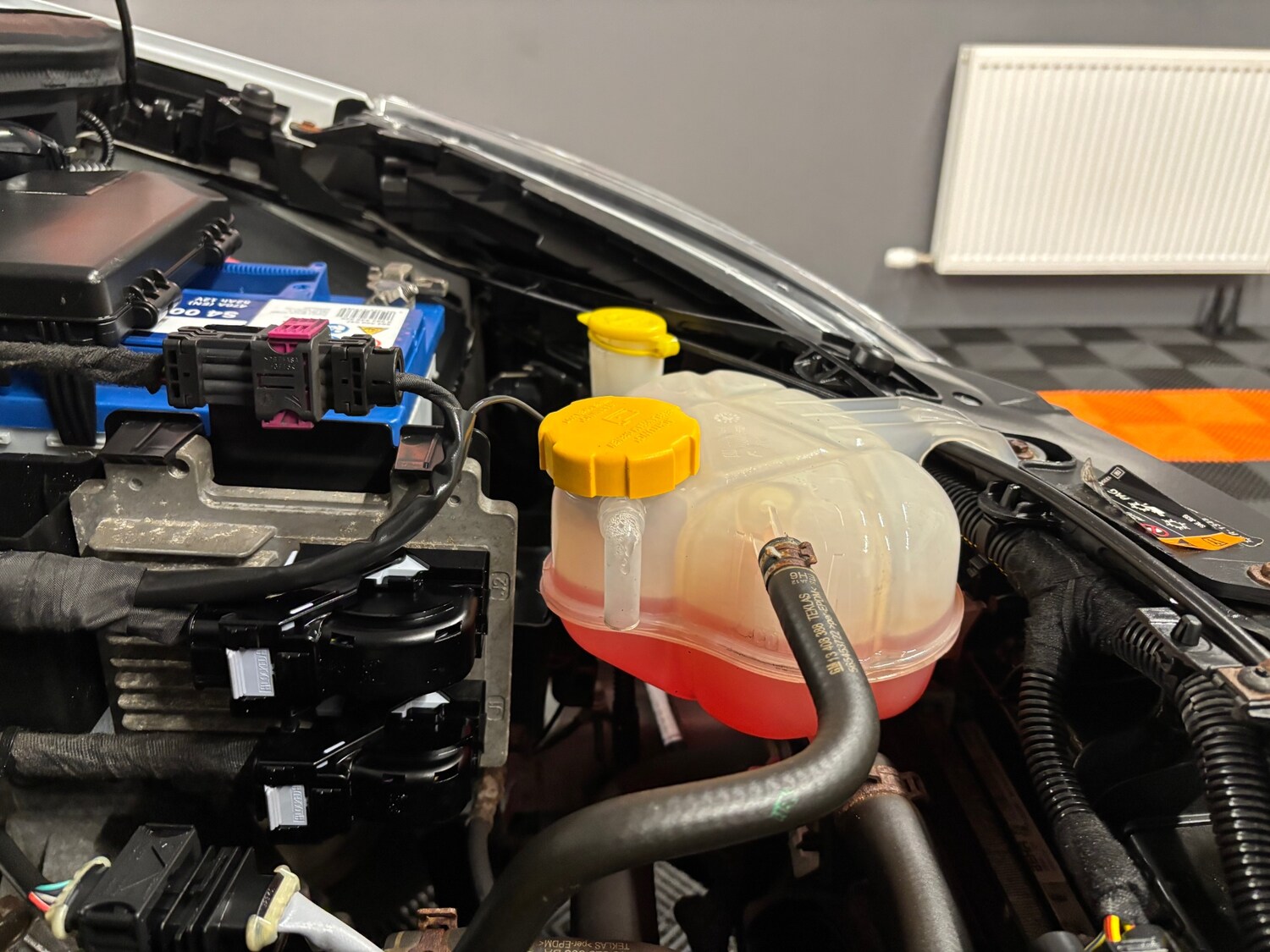 Used Vauxhall Corsa 2014 for sale - 77482626: Photo 95