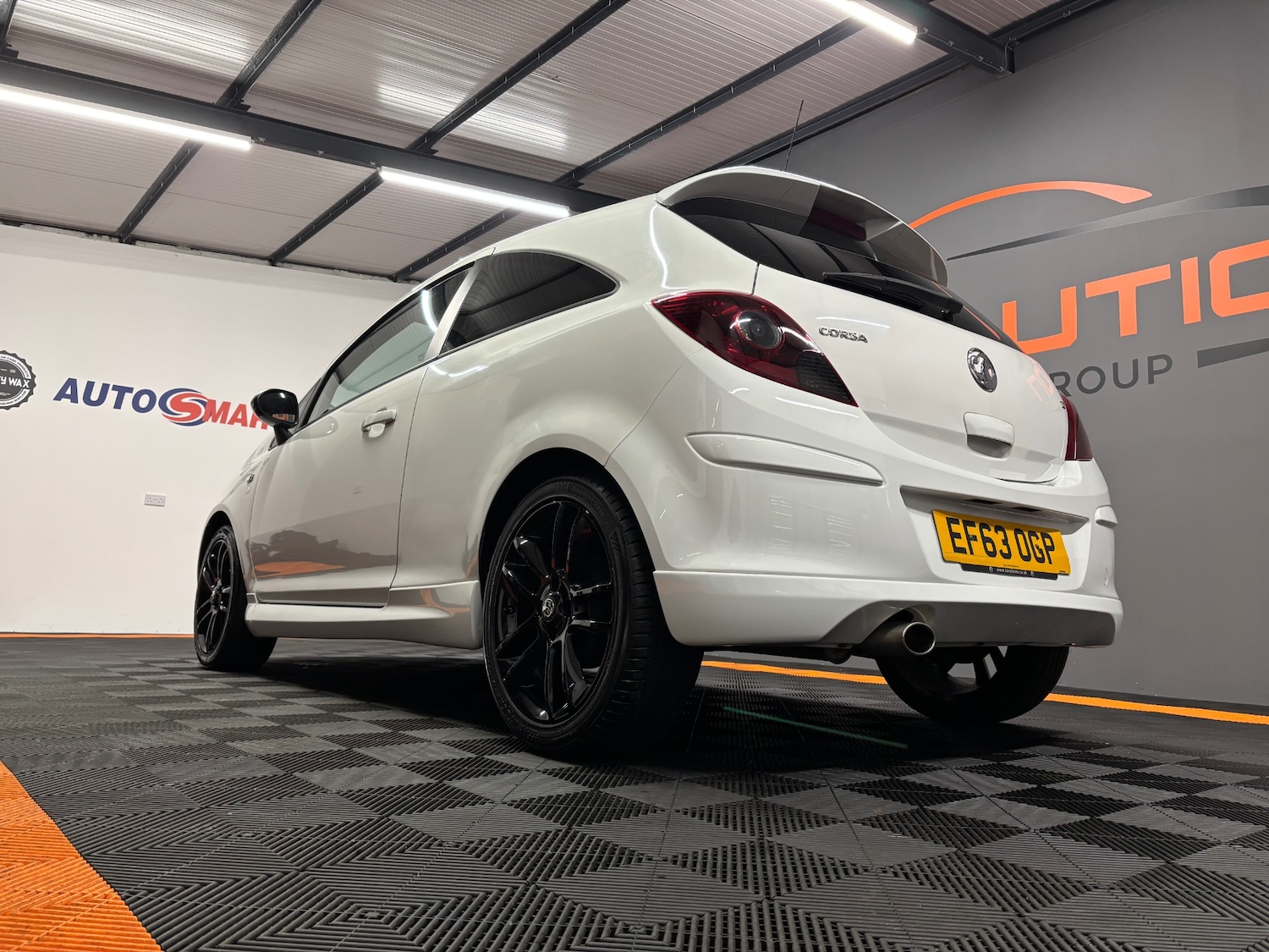 Used Vauxhall Corsa 2014 for sale - 77837425: Photo 3