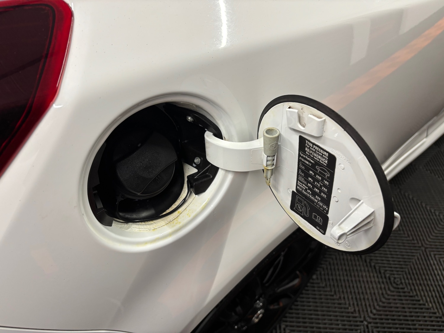 Used Vauxhall Corsa 2014 for sale - 77837425: Photo 37