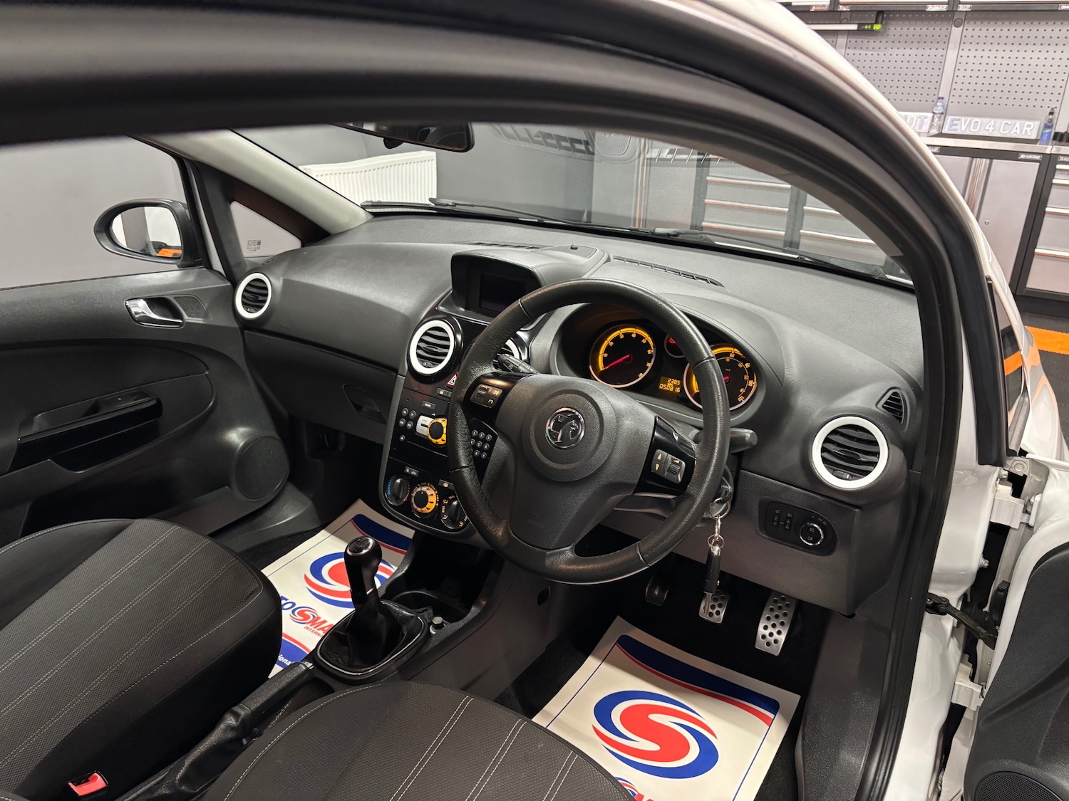 Used Vauxhall Corsa 2014 for sale - 77837425: Photo 44