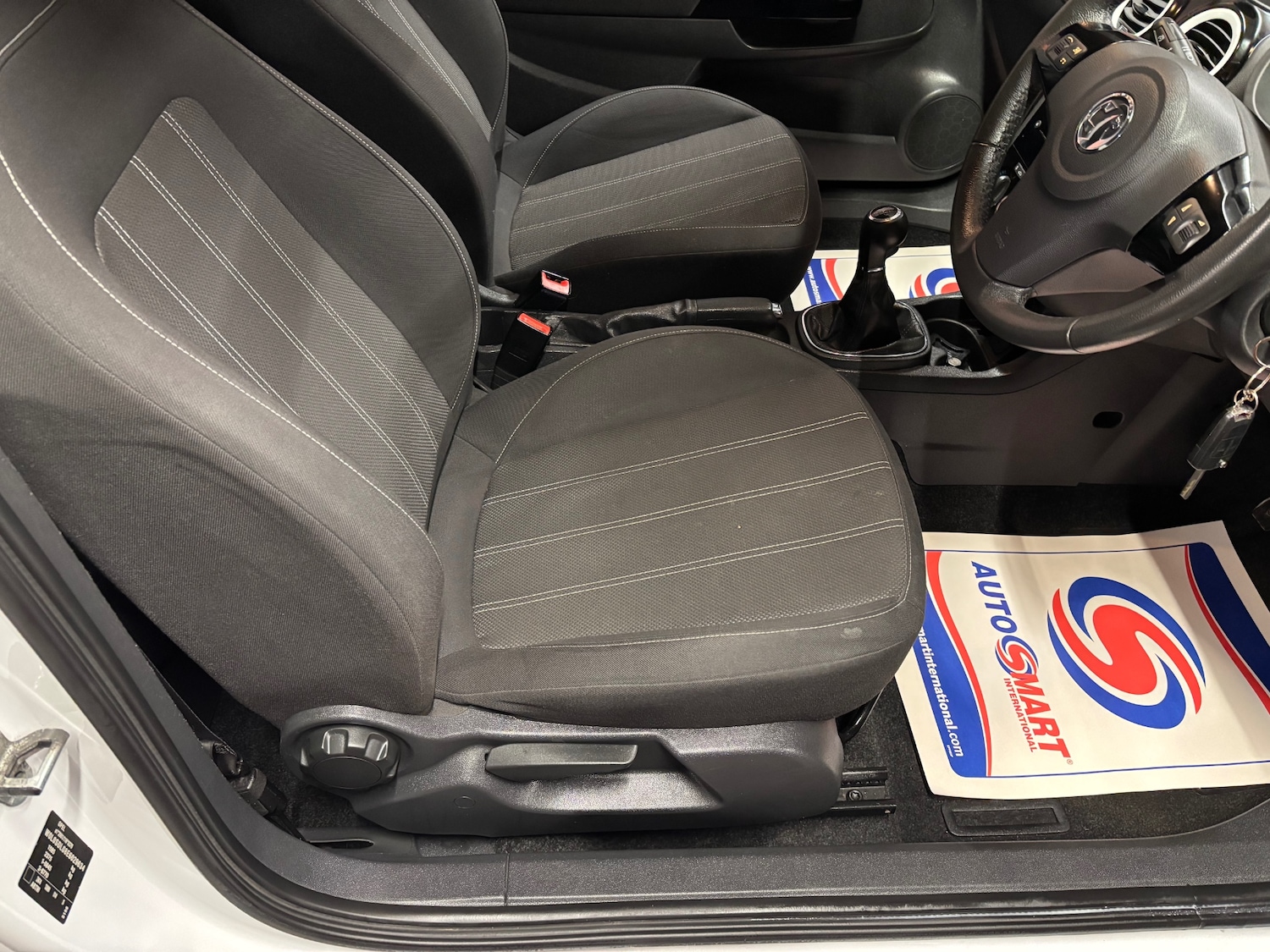 Used Vauxhall Corsa 2014 for sale - 77837425: Photo 47