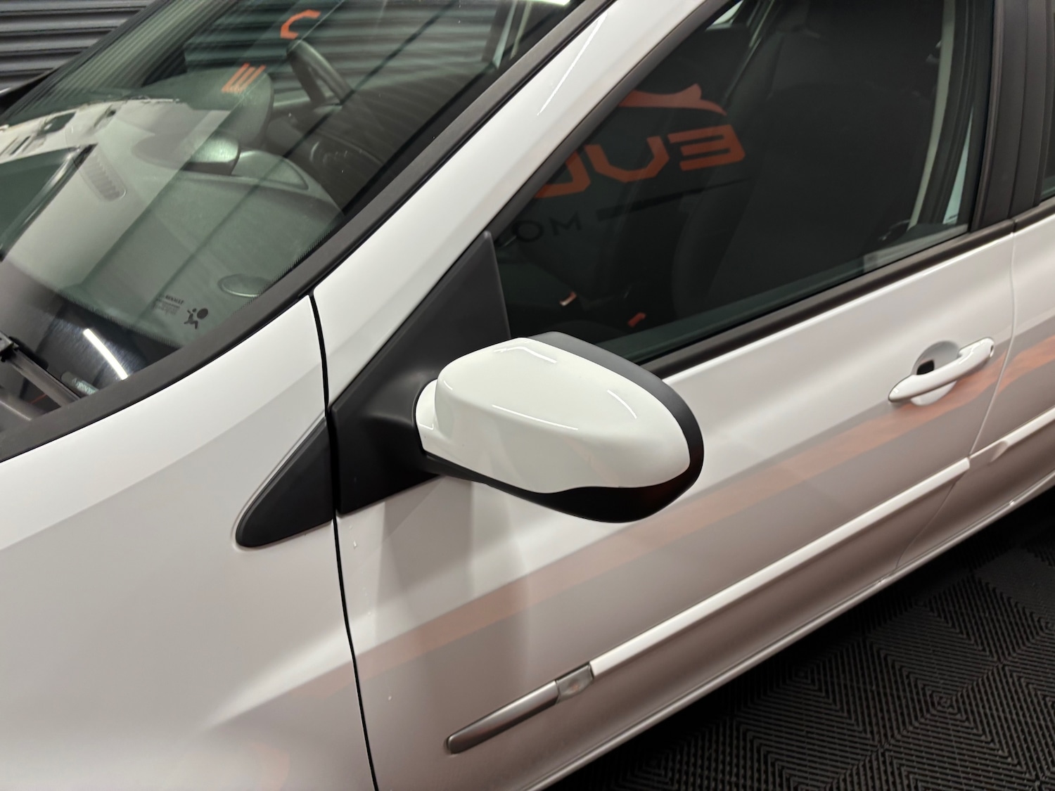 Used Renault Clio 2012 for sale - 76866597: Photo 25