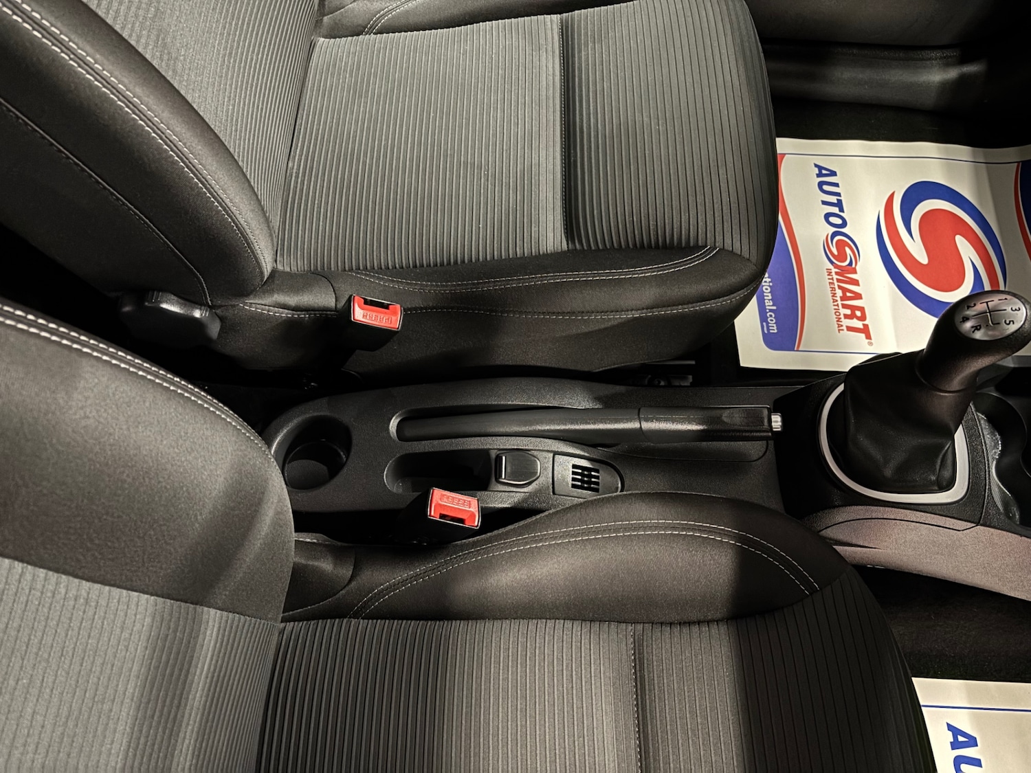 Used Renault Clio 2012 for sale - 76866597: Photo 40