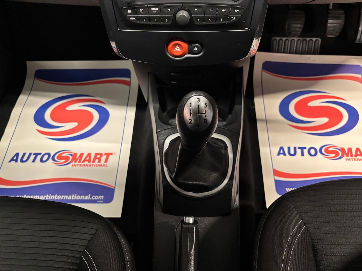 Used Renault Clio 2012 for sale - 76866597: Photo 46