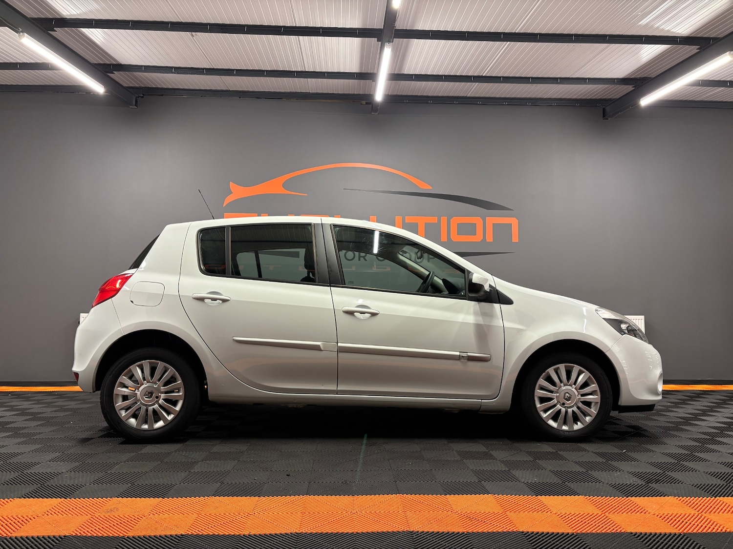 Used Renault Clio 2012 for sale - 76866597: Photo 5