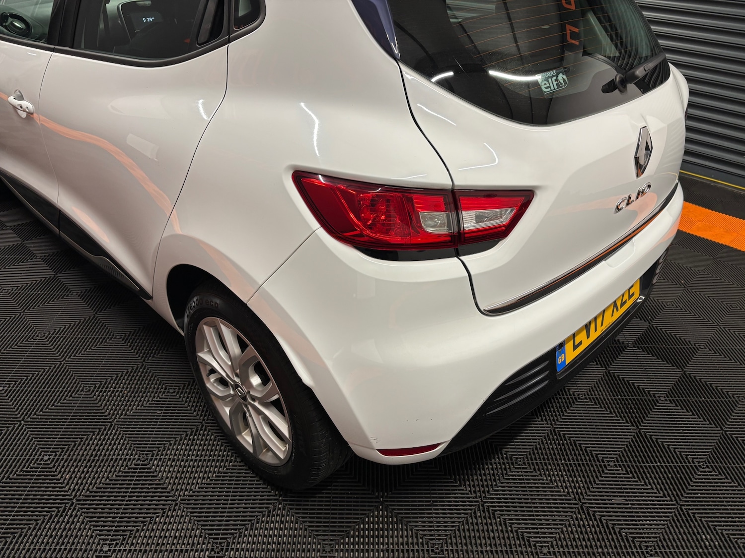 Used Renault Clio 2017 for sale - 77837342: Photo 25