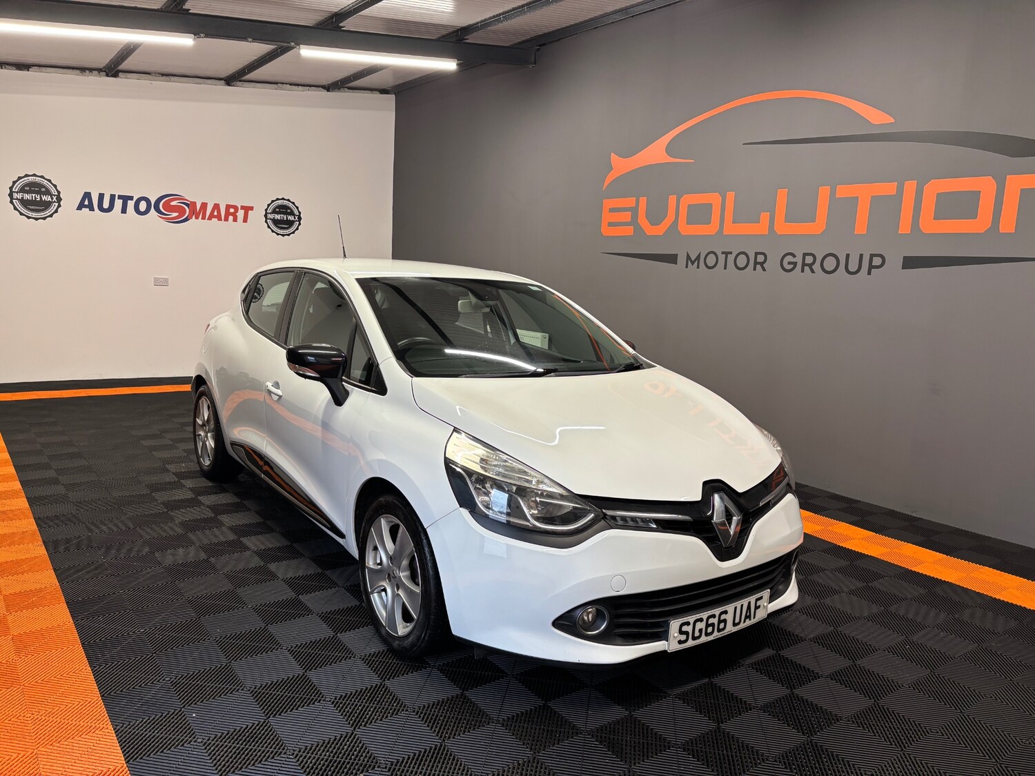 Used Renault Clio 2016 for sale - 77609480: Photo 11