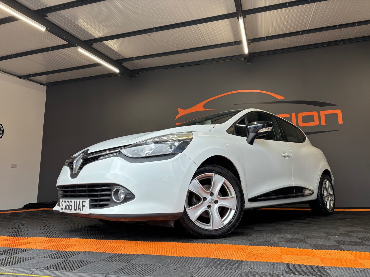 Used Renault Clio 2016 for sale - 77609480: Photo 12