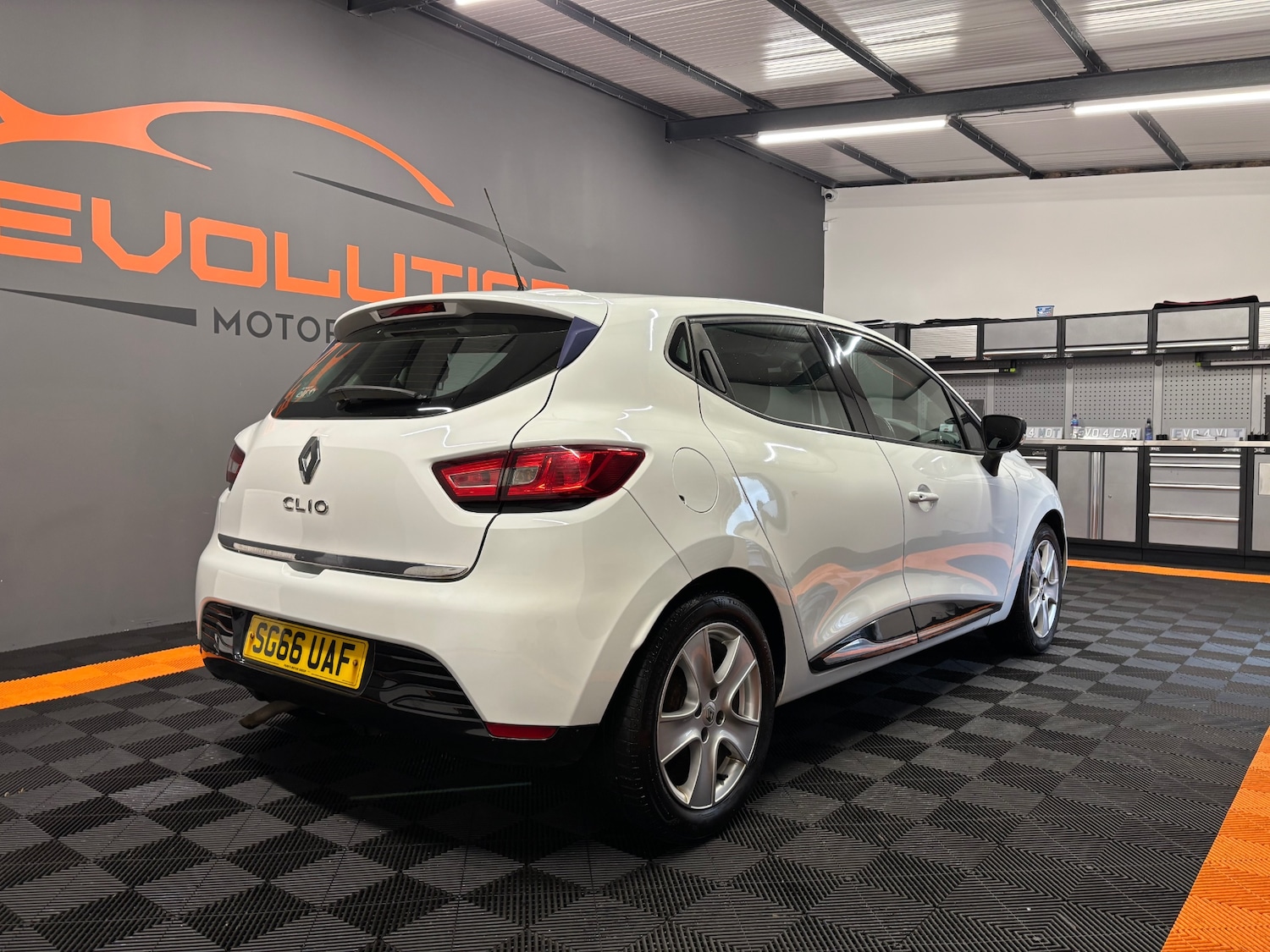 Used Renault Clio 2016 for sale - 77609480: Photo 31