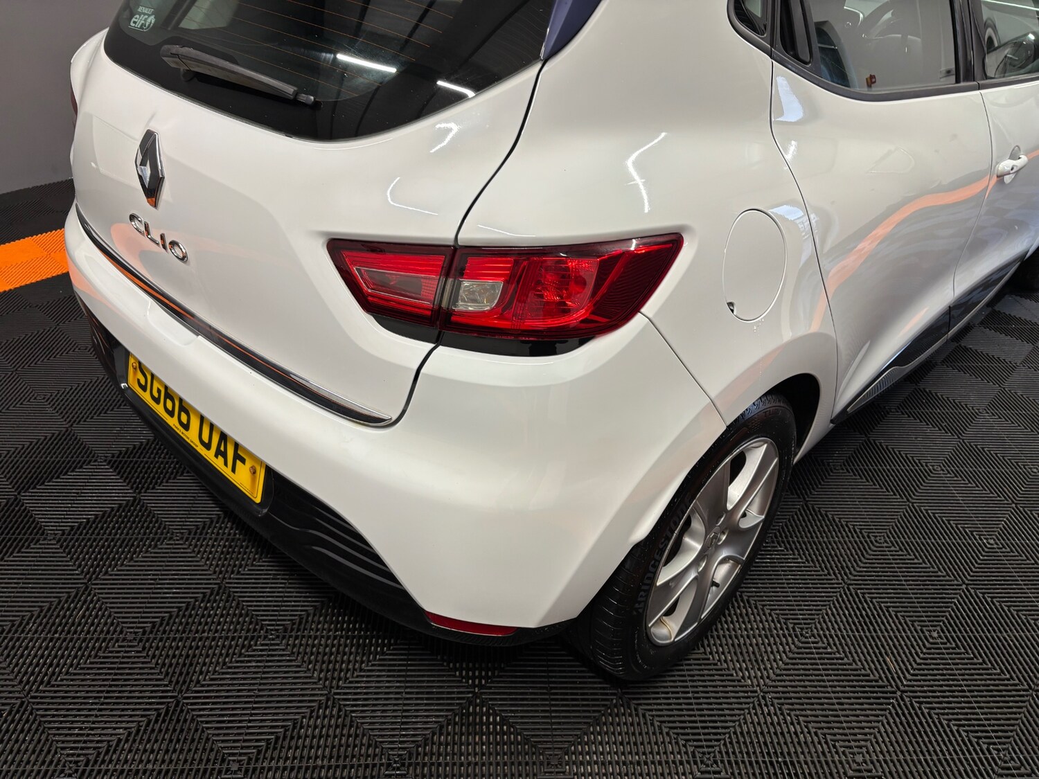 Used Renault Clio 2016 for sale - 77609480: Photo 35