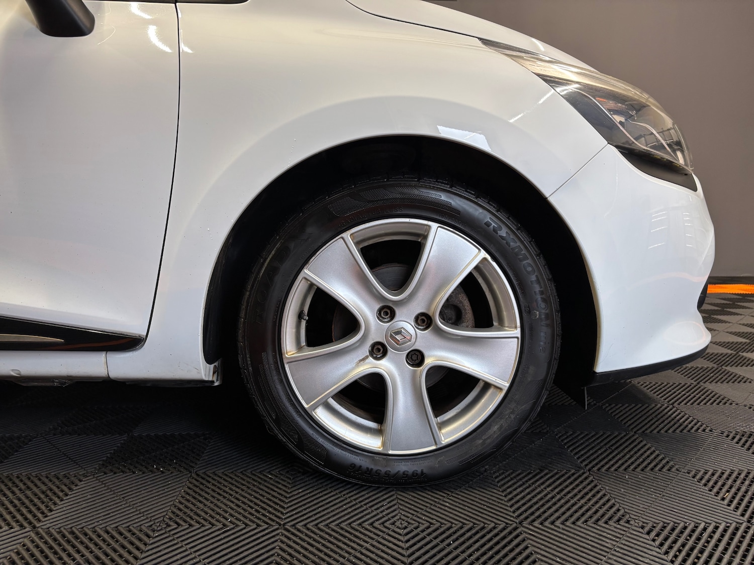 Used Renault Clio 2016 for sale - 77609480: Photo 37