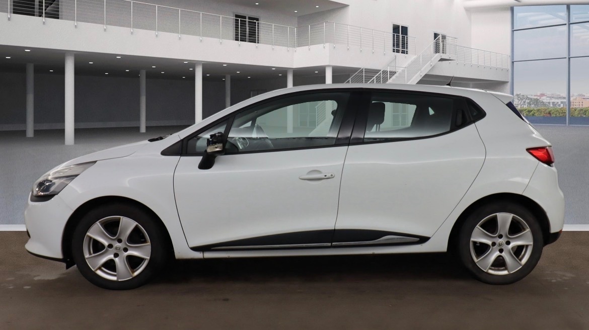 Used Renault Clio 2016 for sale - 77609480: Photo 5