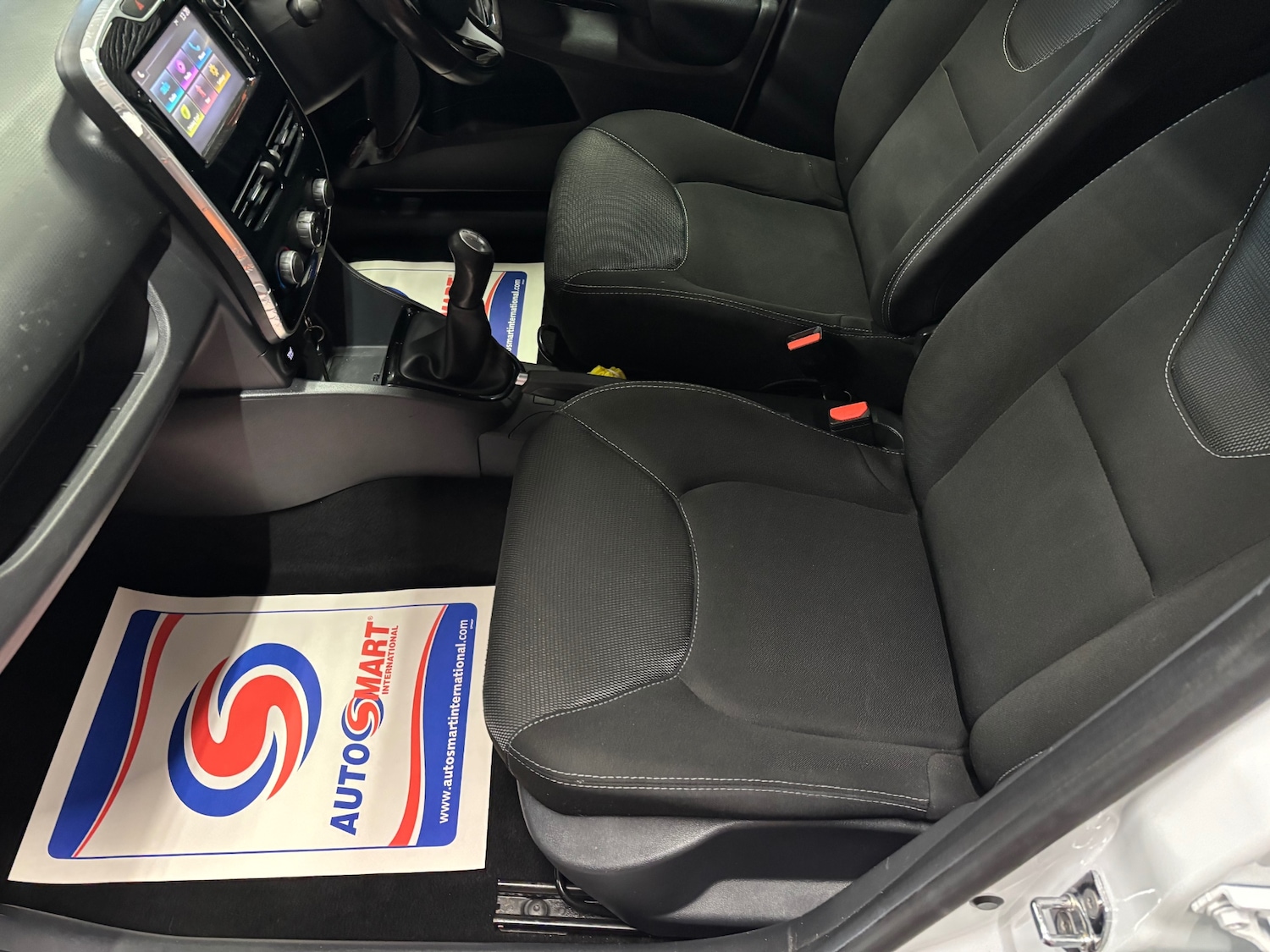 Used Renault Clio 2016 for sale - 77609480: Photo 62