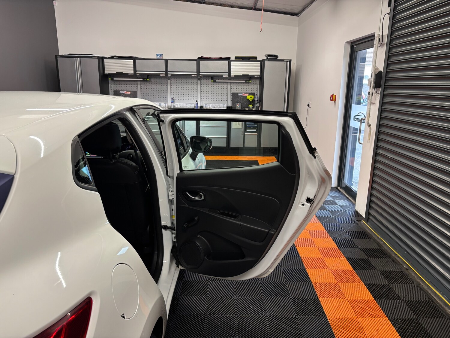 Used Renault Clio 2016 for sale - 77609480: Photo 65