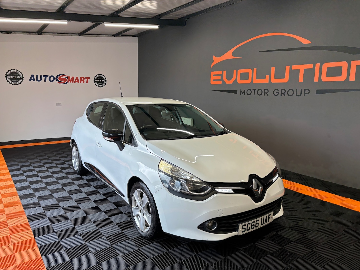 Used Renault Clio 2016 for sale - 77609480: Photo 9