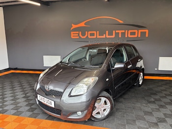 Used Toyota Yaris 2010 for sale - 79559292: Photo
