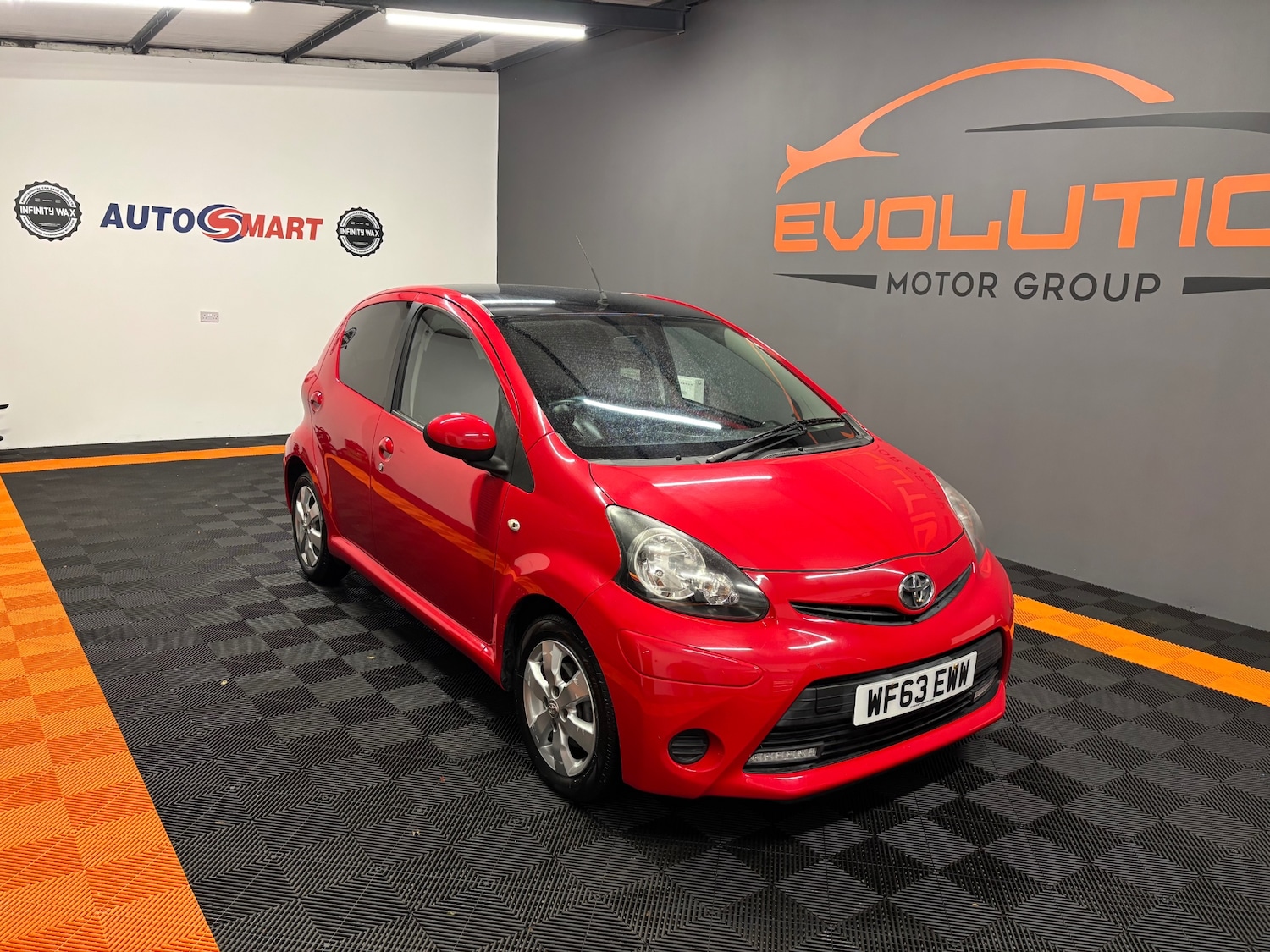 Used Toyota AYGO 2013 for sale - 76168439: Photo 10