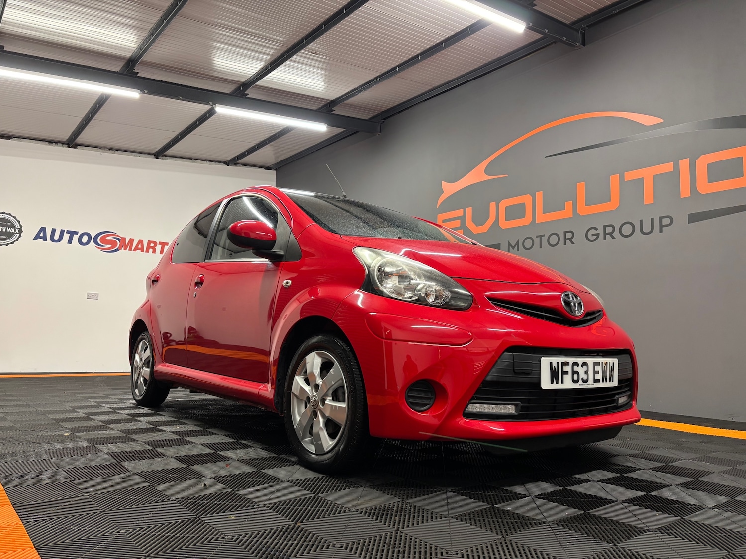 Used Toyota AYGO 2013 for sale - 76168439: Photo 11