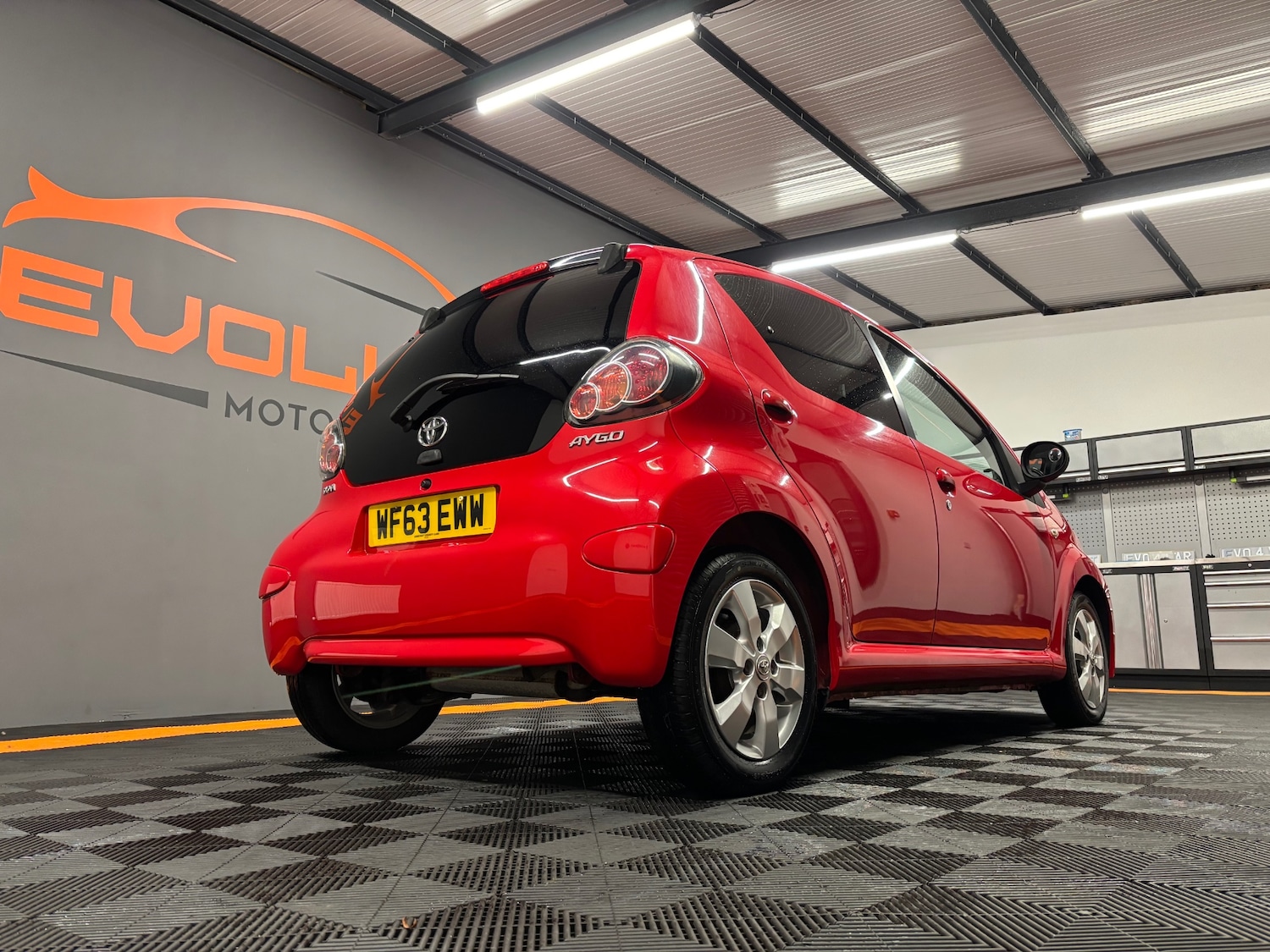 Used Toyota AYGO 2013 for sale - 76168439: Photo 27