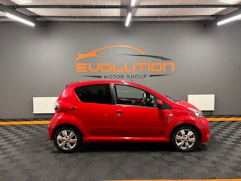 Used Toyota AYGO 2013 for sale - 76168439: Photo 3