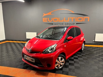 Used Toyota AYGO 2013 for sale - 76168439: Photo 4