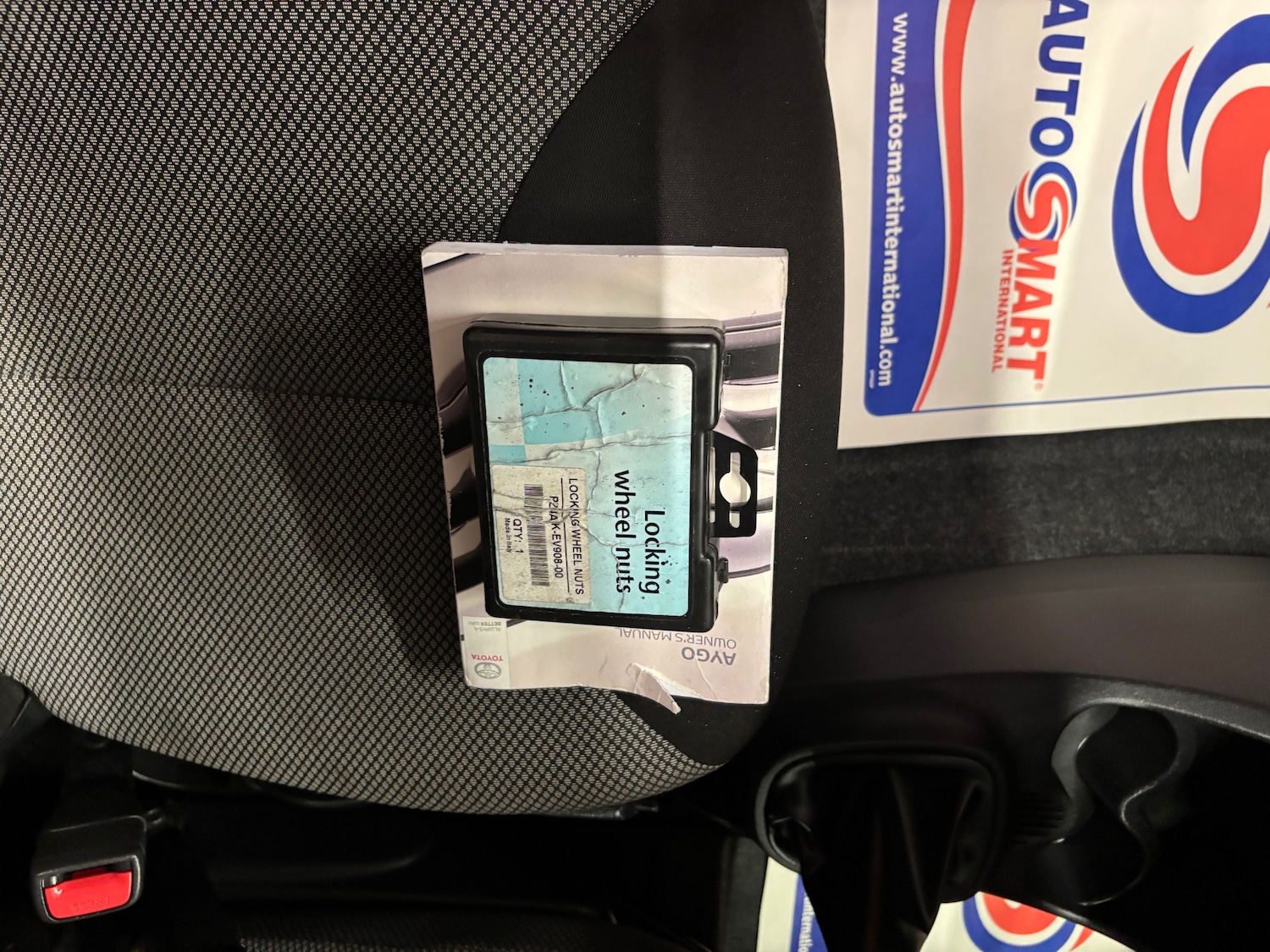 Used Toyota AYGO 2013 for sale - 76168439: Photo 57