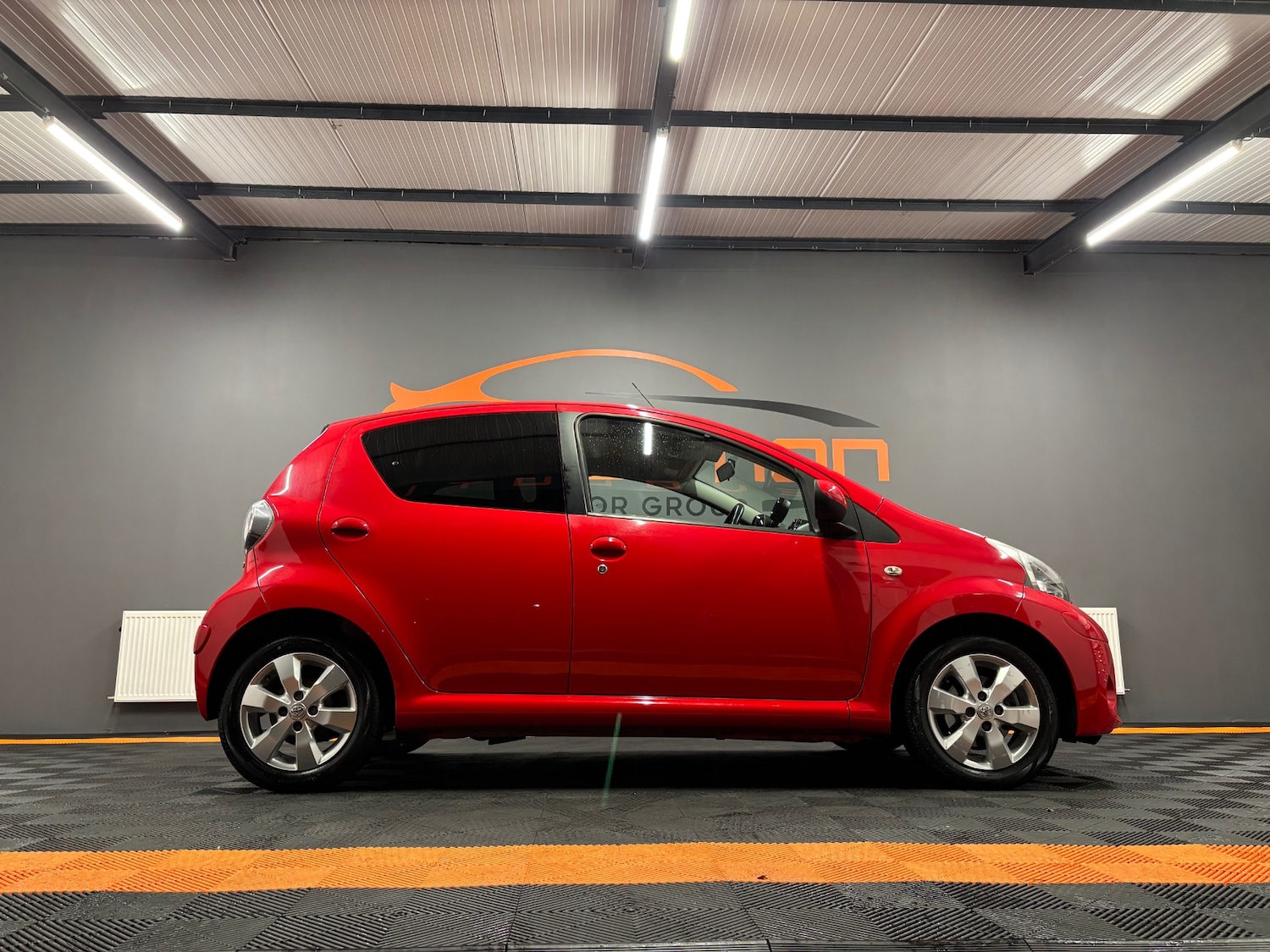 Used Toyota AYGO 2013 for sale - 76168439: Photo 8