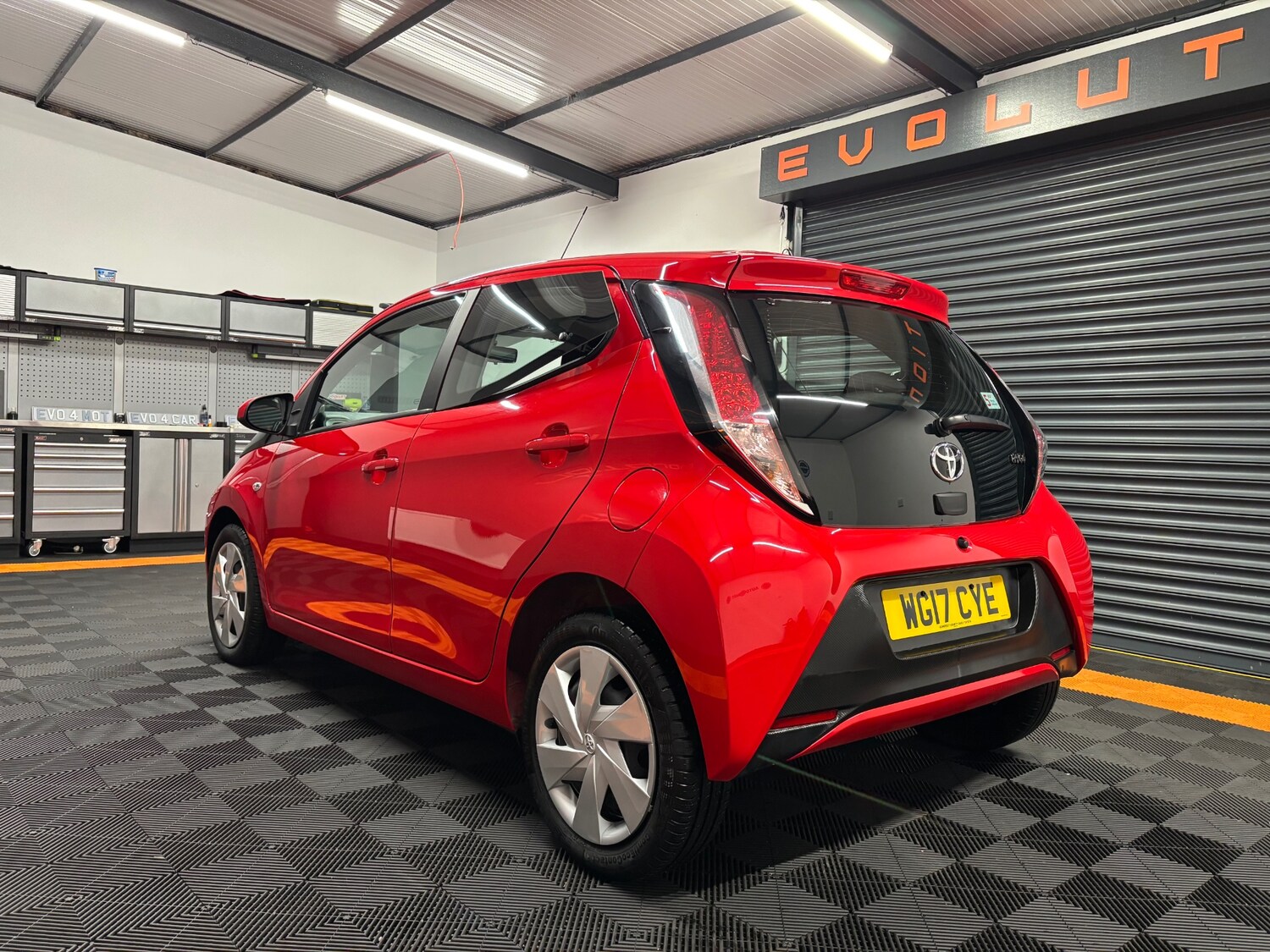 Used Toyota AYGO 2017 for sale - 77228301: Photo 10