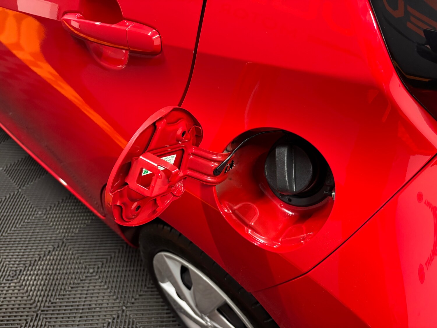 Used Toyota AYGO 2017 for sale - 77228301: Photo 17