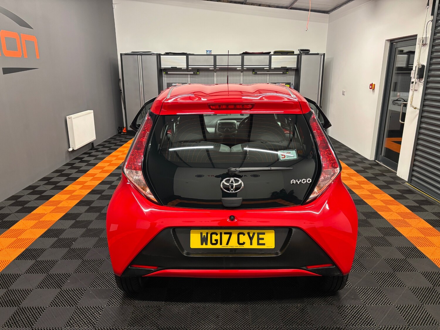 Used Toyota AYGO 2017 for sale - 77228301: Photo 19