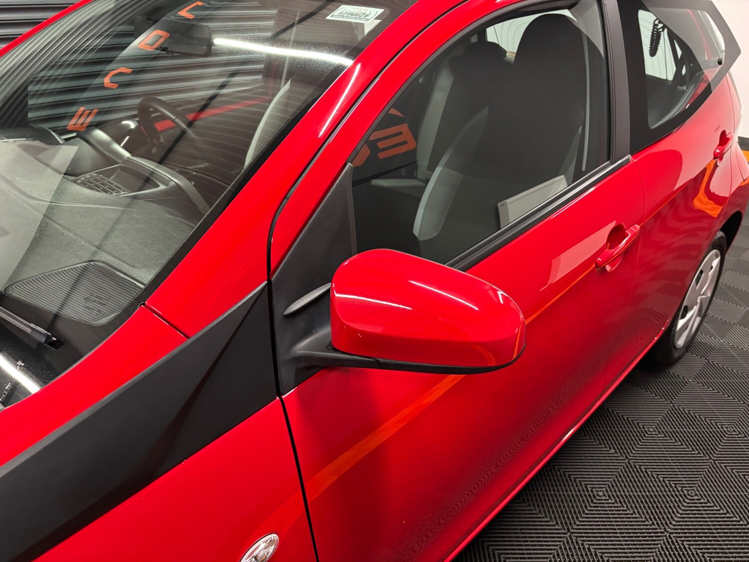 Used Toyota AYGO 2017 for sale - 77228301: Photo 23