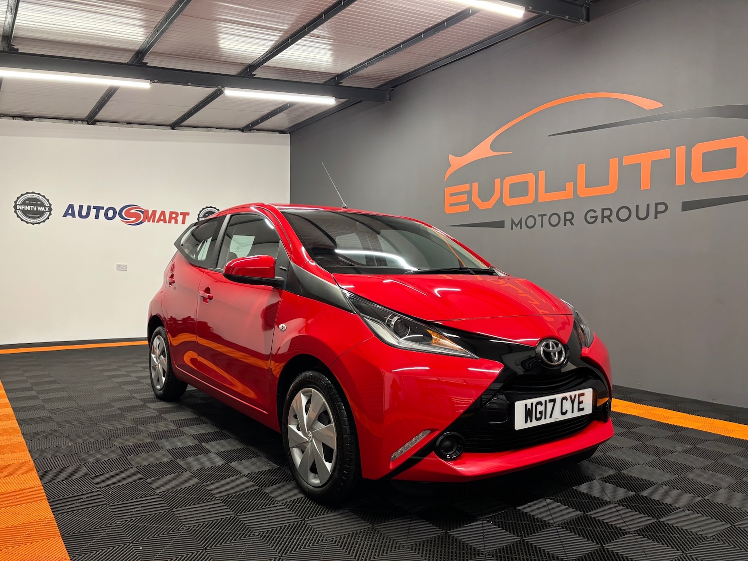 Used Toyota AYGO 2017 for sale - 77228301: Photo 4