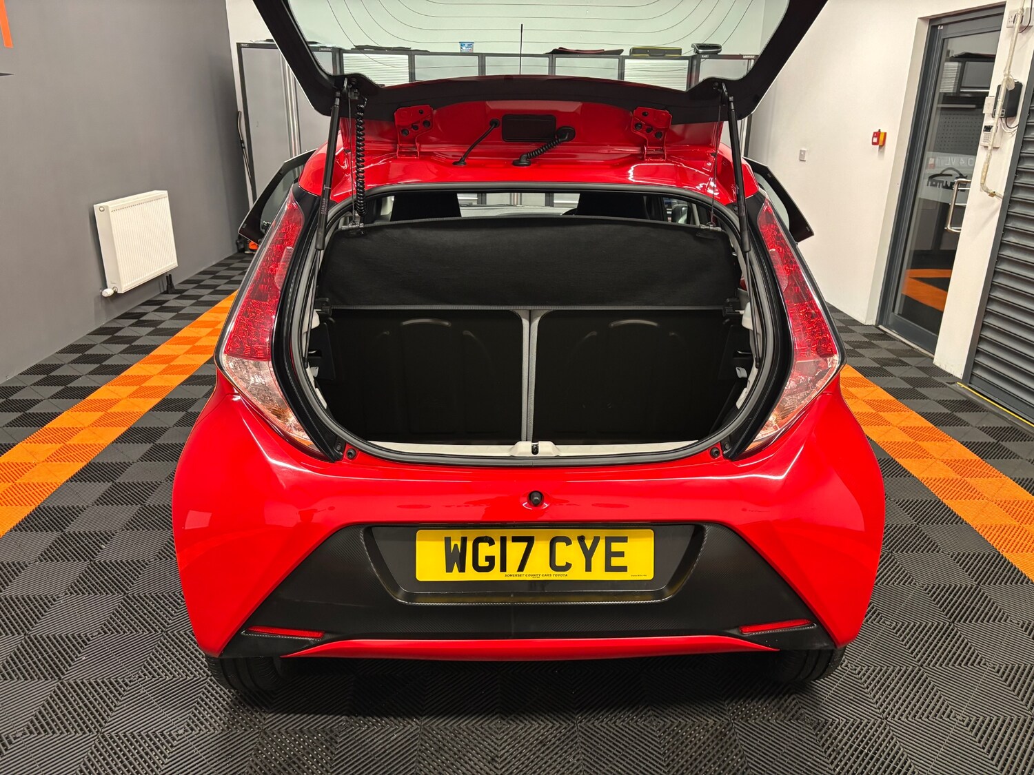 Used Toyota AYGO 2017 for sale - 77228301: Photo 49