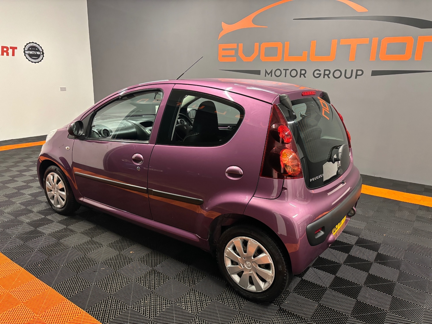 Used Peugeot 107 2013 for sale - 76218936: Photo 3