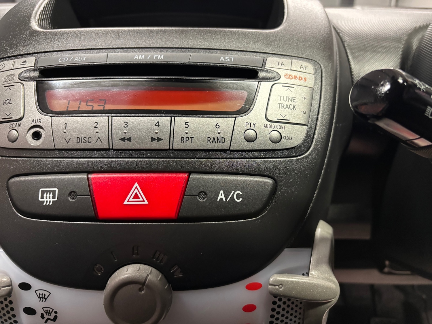 Used Peugeot 107 2013 for sale - 76218936: Photo 45