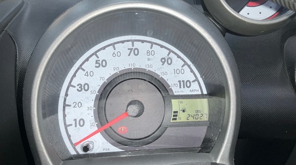 Used Peugeot 107 2013 for sale - 76218936: Photo 9