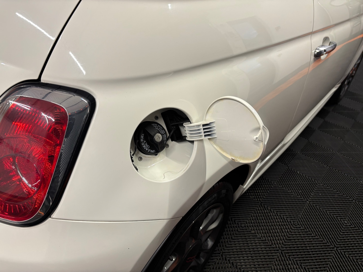 Used Fiat 500 2015 for sale - 76320460: Photo 23