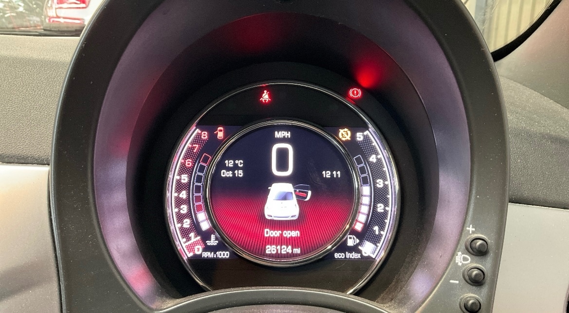 Used Fiat 500 2015 for sale - 76320460: Photo 9