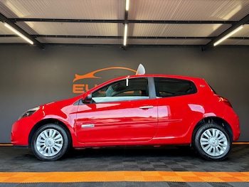 Used Renault Clio 2011 for sale - 75267819: Photo