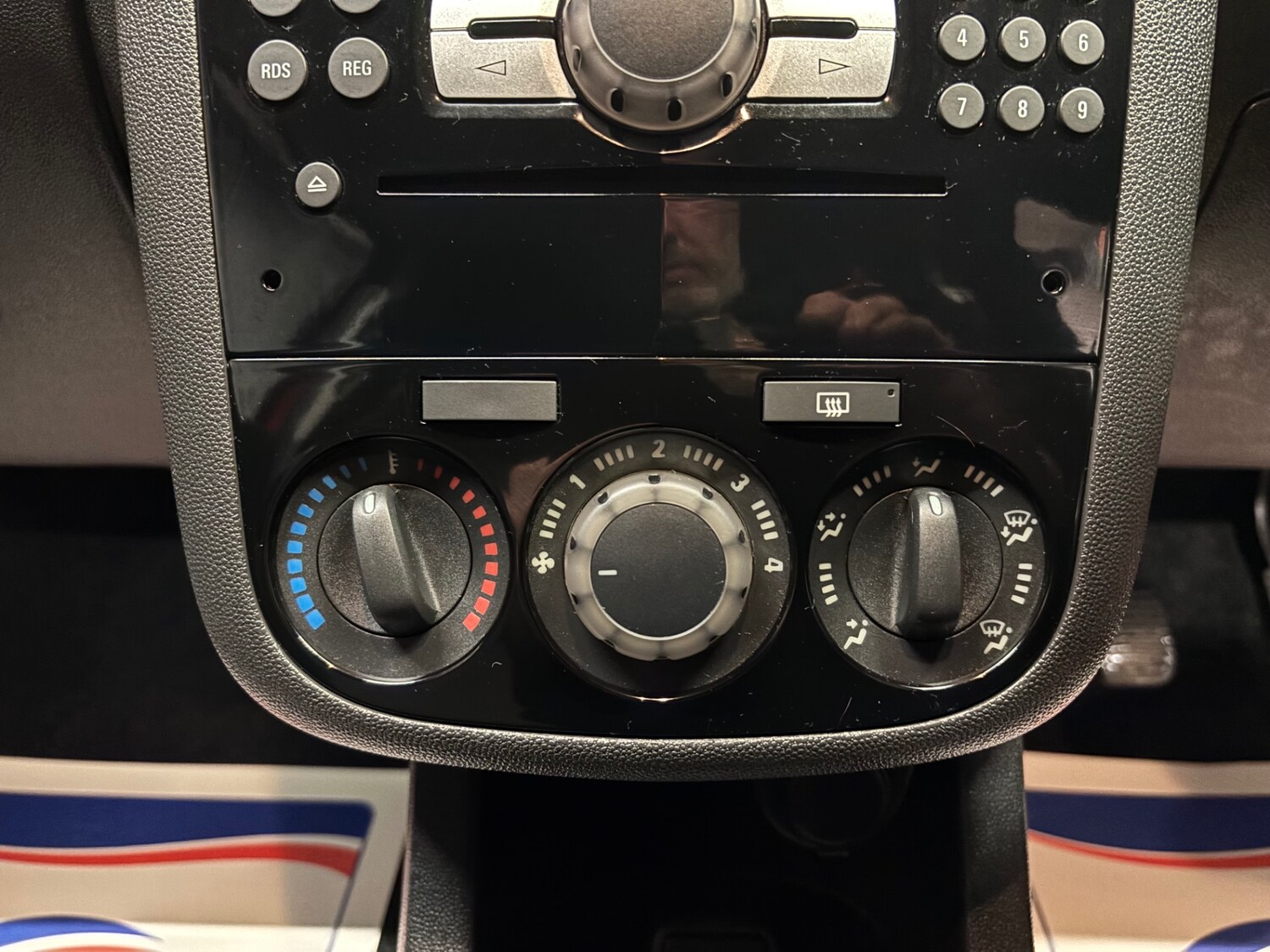 Used Vauxhall Corsa 2013 for sale - 77482639: Photo 55