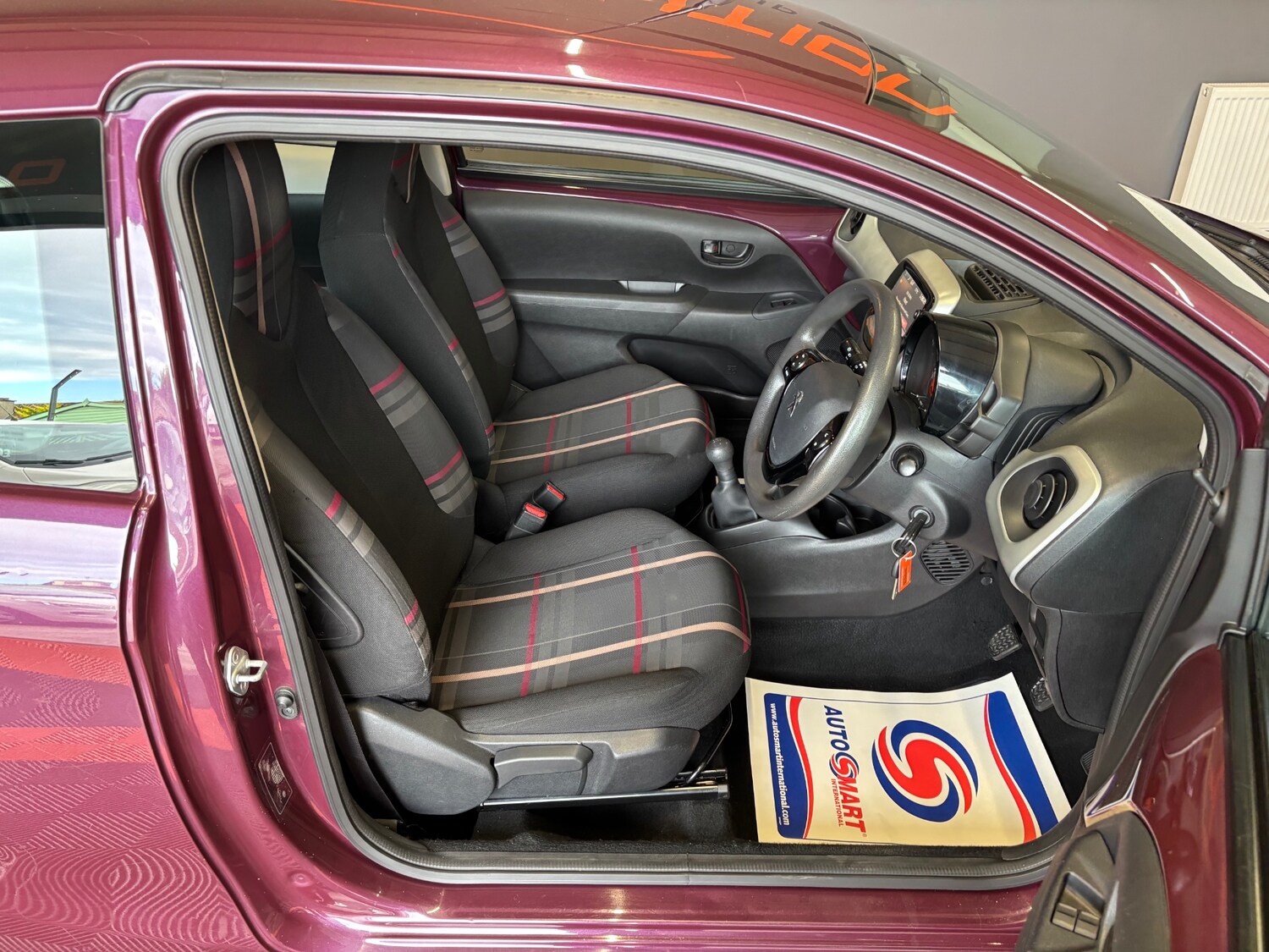 Used Peugeot 108 2014 for sale - 75856273: Photo 34