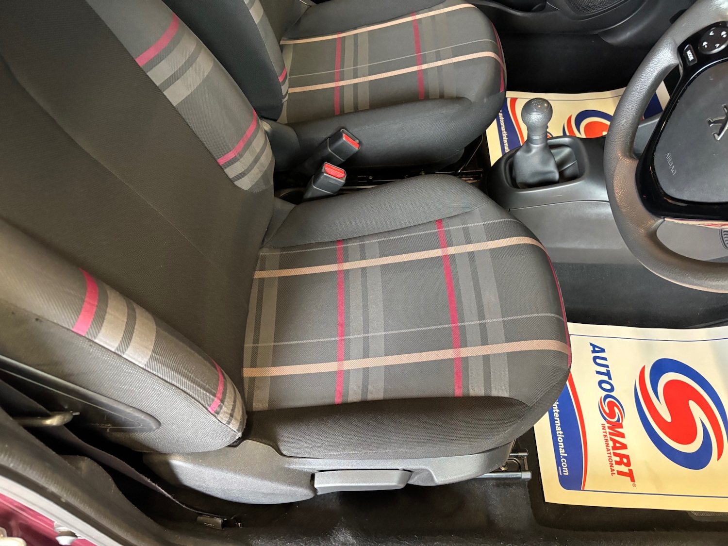 Used Peugeot 108 2014 for sale - 75856273: Photo 36