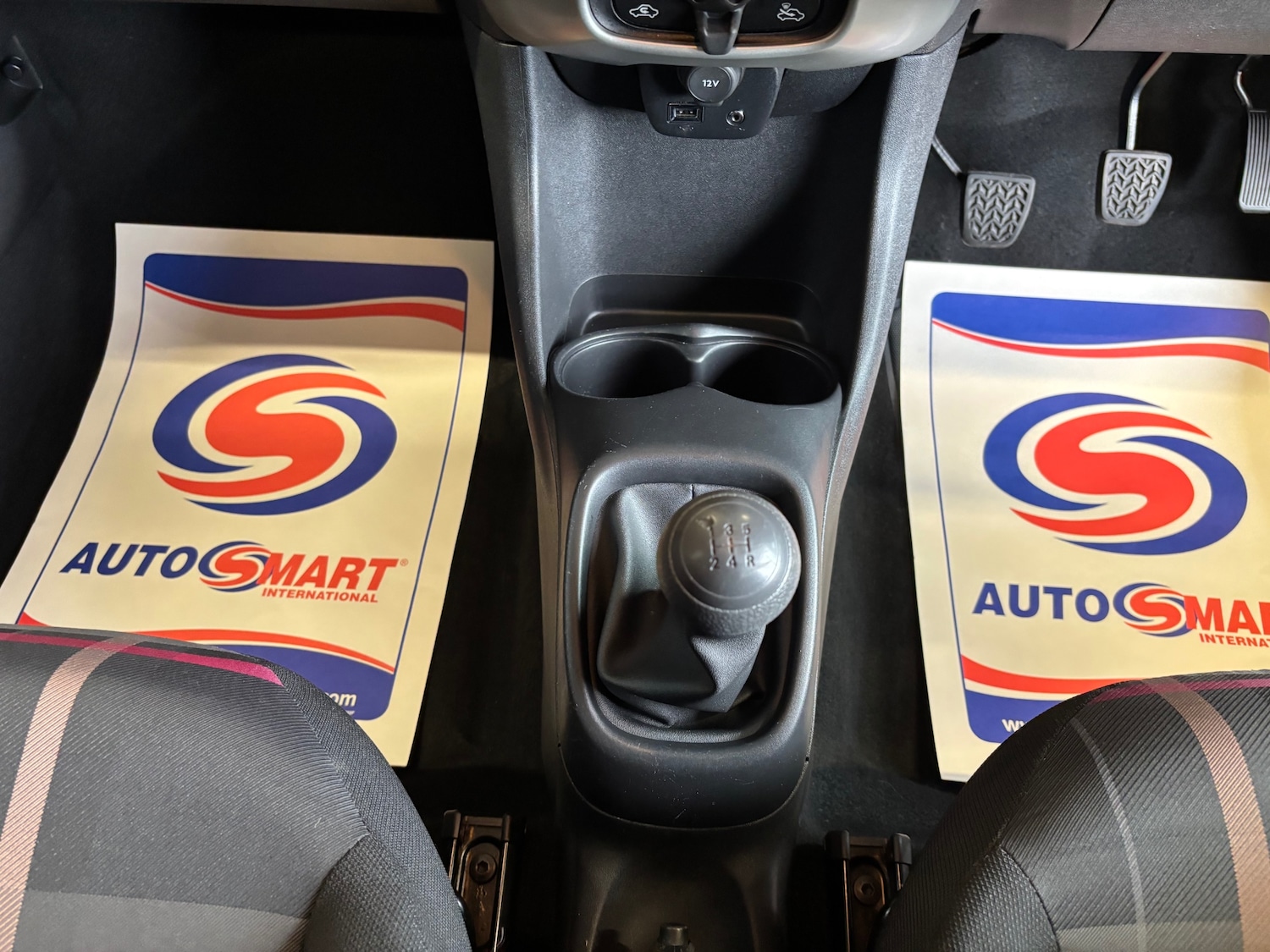 Used Peugeot 108 2014 for sale - 75856273: Photo 42