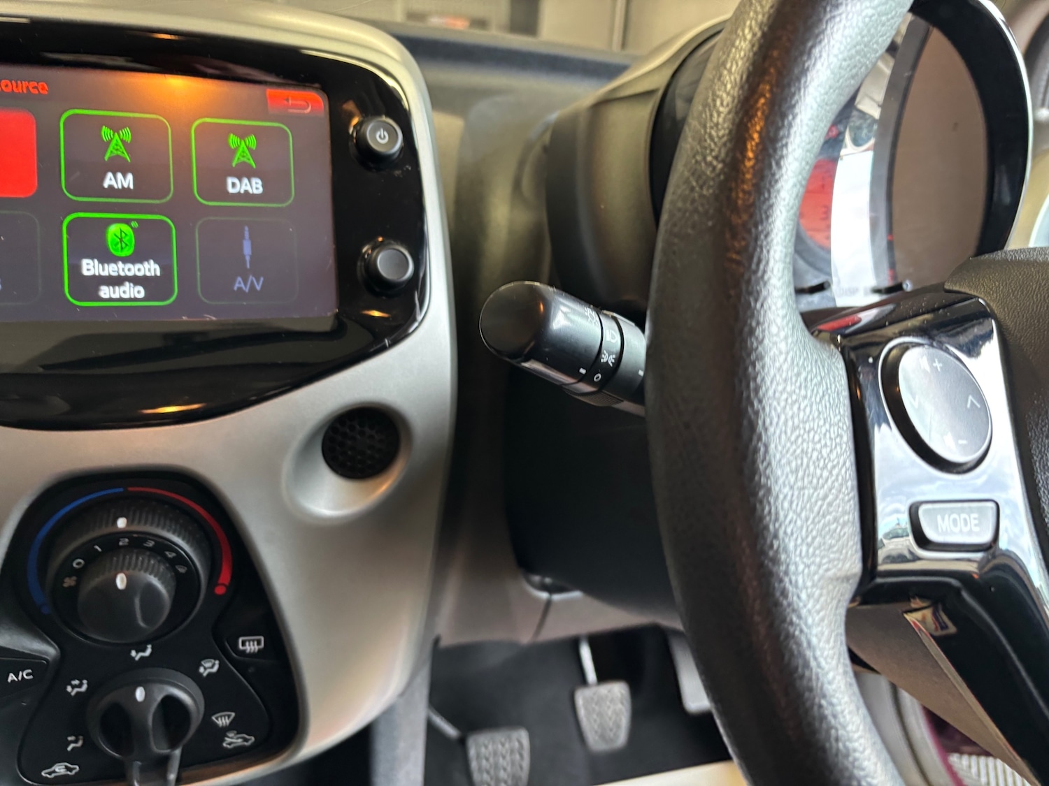 Used Peugeot 108 2014 for sale - 75856273: Photo 43